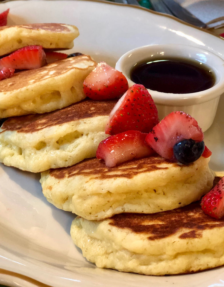 tree juice maple syrup and pancakes 