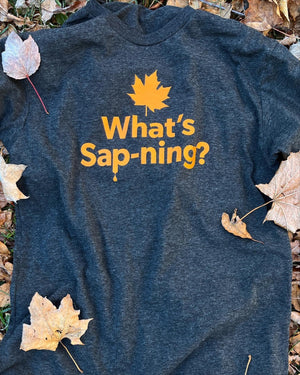 Tree Juice grey 'What's Sap-ning?' T-shirt, in leaves