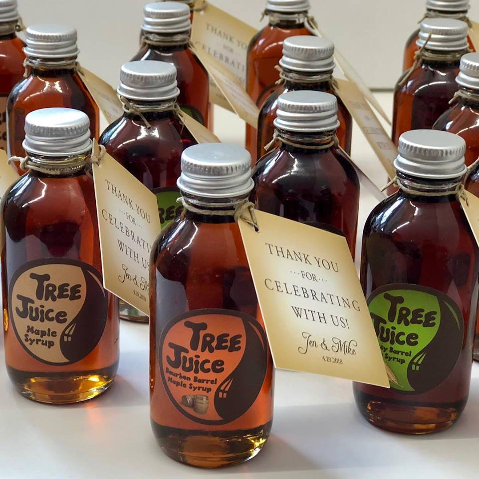 2oz bottles of wedding favor Tree Juice Maple Syrup